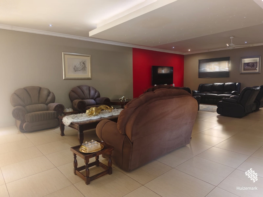 5 Bedroom Property for Sale in Vaalpark Free State